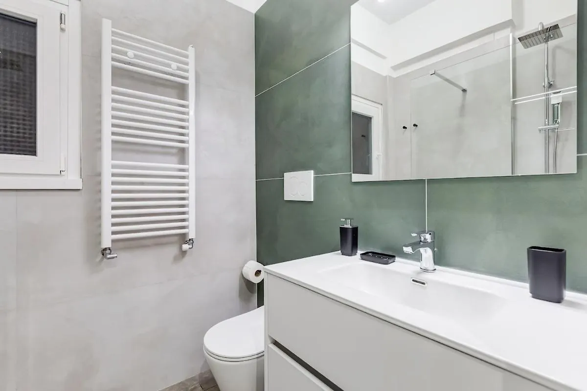 Lägenhet Bdc - Mariposa 3Bdr In San Giovanni Rom Italien